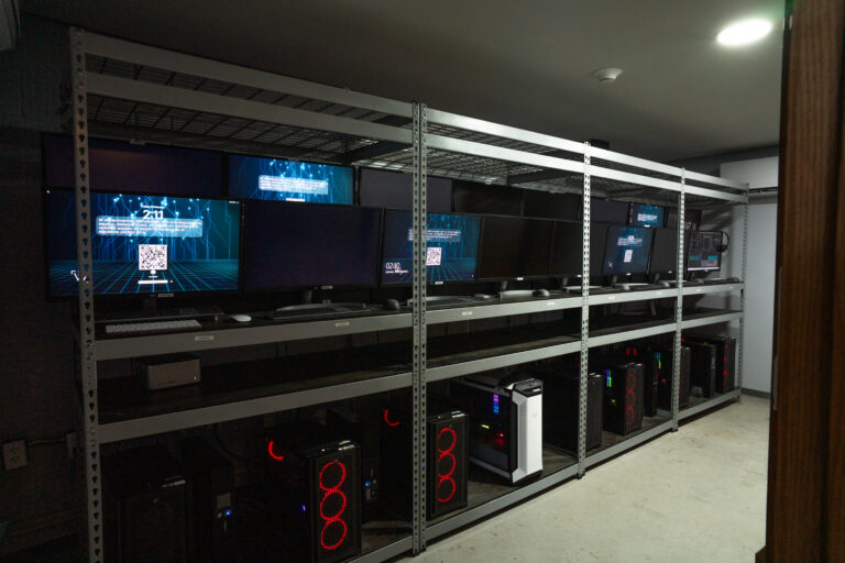 Wide Angle 26-098